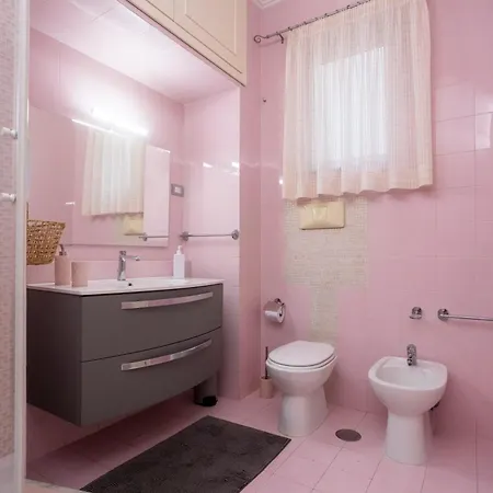 아파트 Emy House *